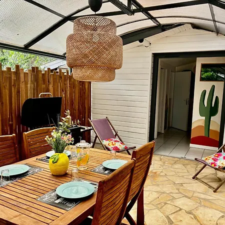 Natilucya - Climatise - Terrasse - Parking - *